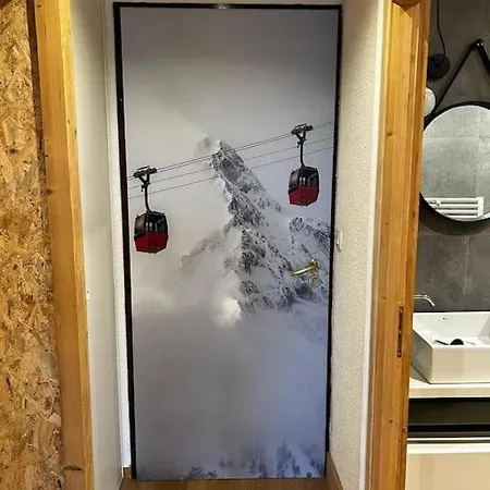 Le Cocon Des Neiges Apartment *